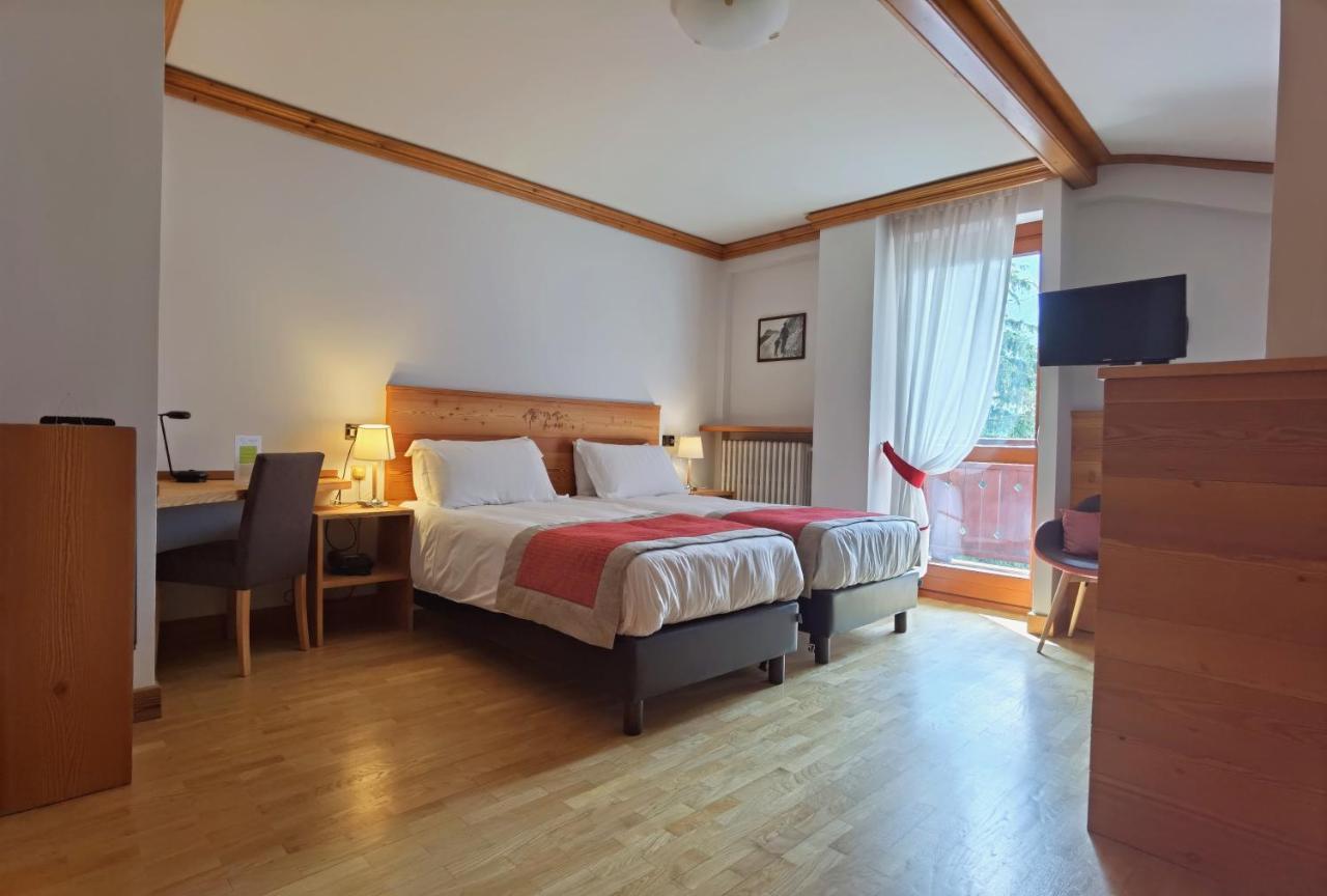 Hotel Croux Κουρμαγιέρ Εξωτερικό φωτογραφία