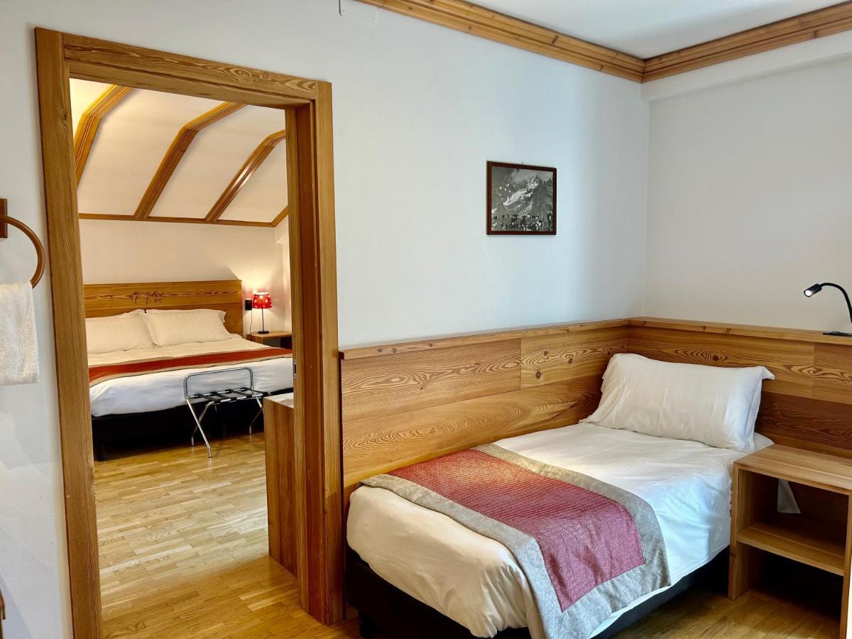 Hotel Croux Κουρμαγιέρ Δωμάτιο φωτογραφία